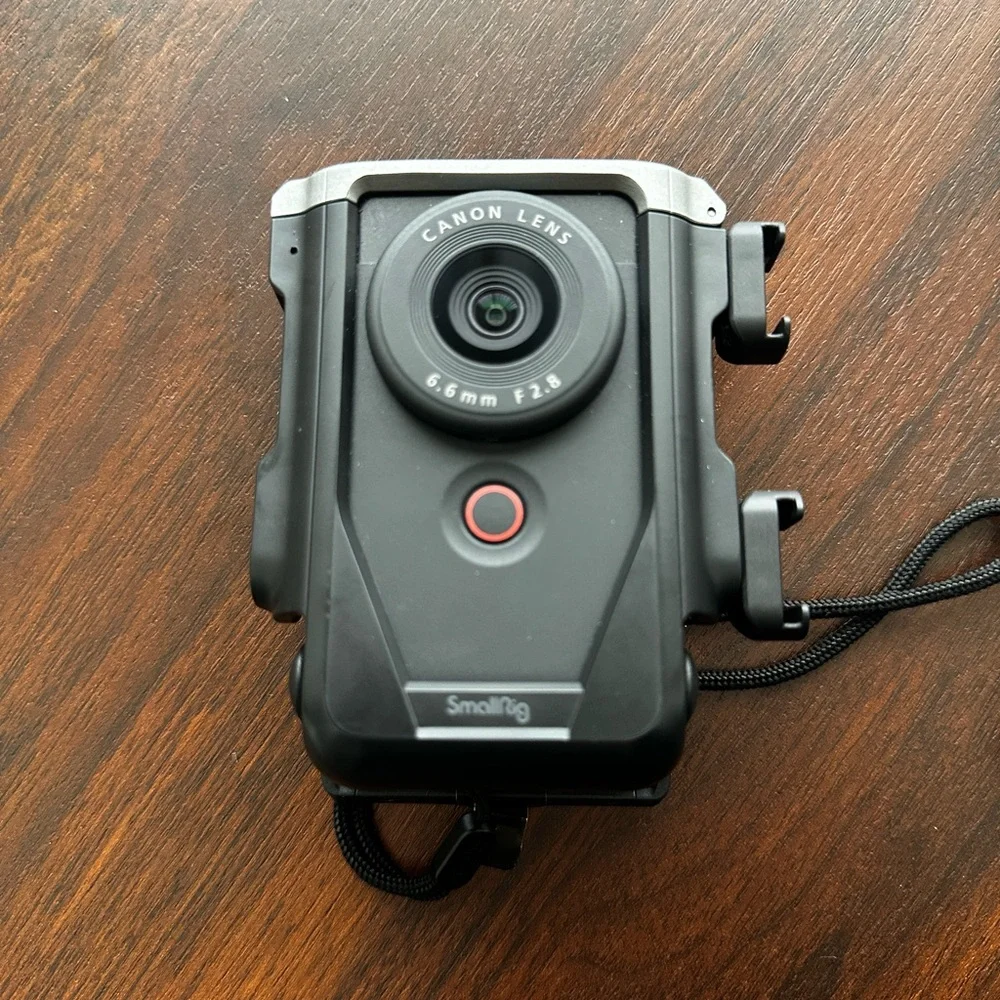 Canon PowerShot V10 Bundle